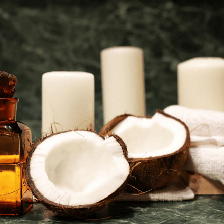 L'huile de coco sublime la peau: comment l'utiliser pour le corps et le  visage? : Femme Actuelle Le MAG